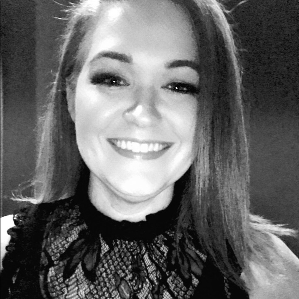 Meet your Posher, Laura